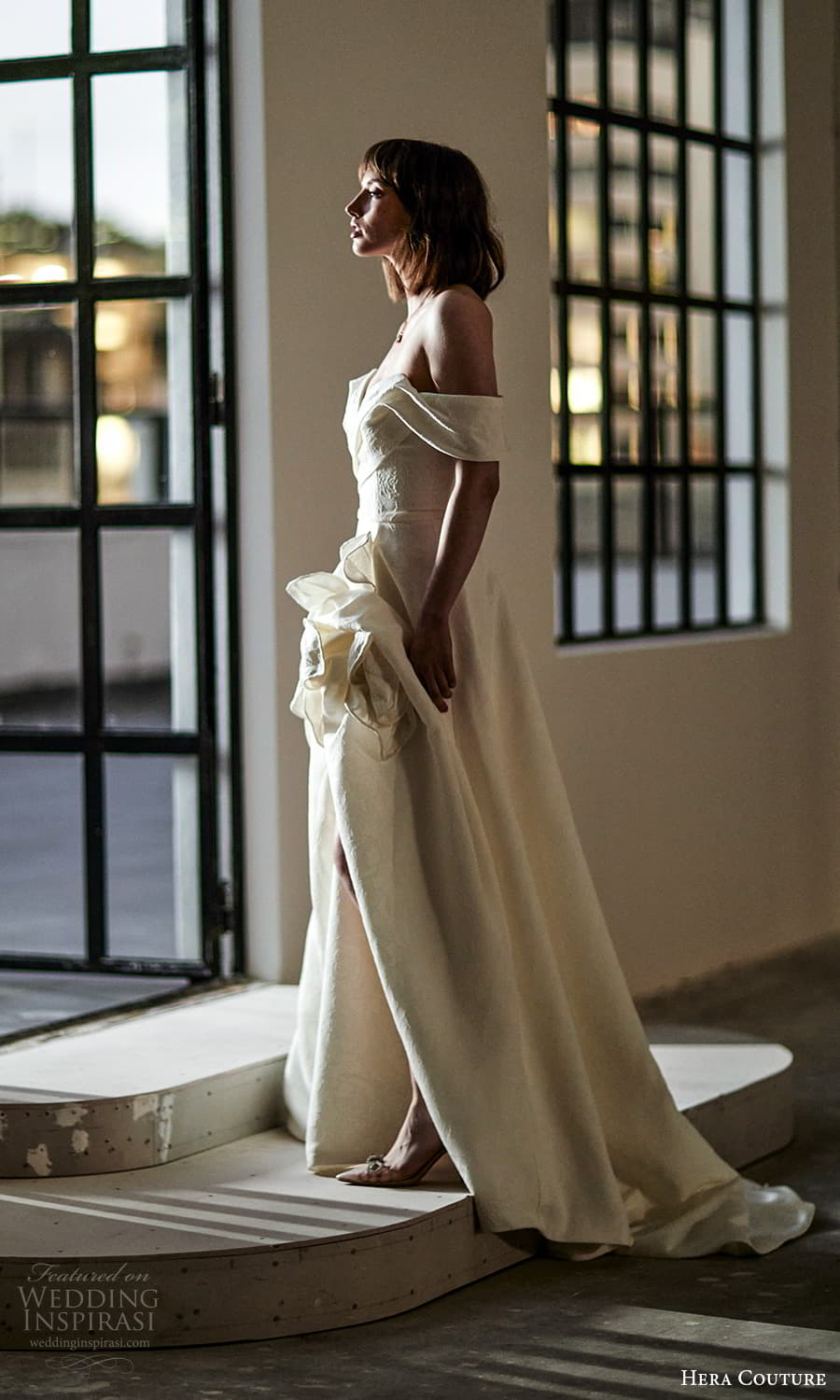 hera couture 2024 bridal off shoulder strap swag sleeve sweetheart neckline slit skirt a line wedding dress chapel train (9) sv