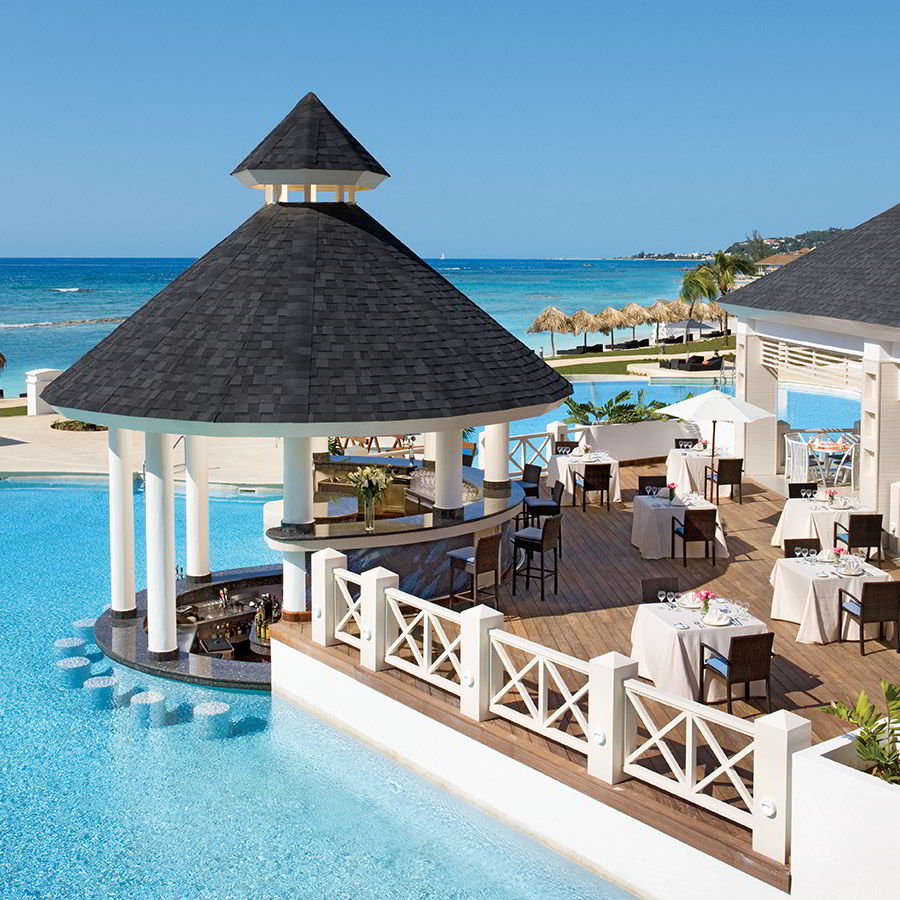 st james montego bay jamaica destination wedding honeymoon seaside grill swim out ocean front pool view